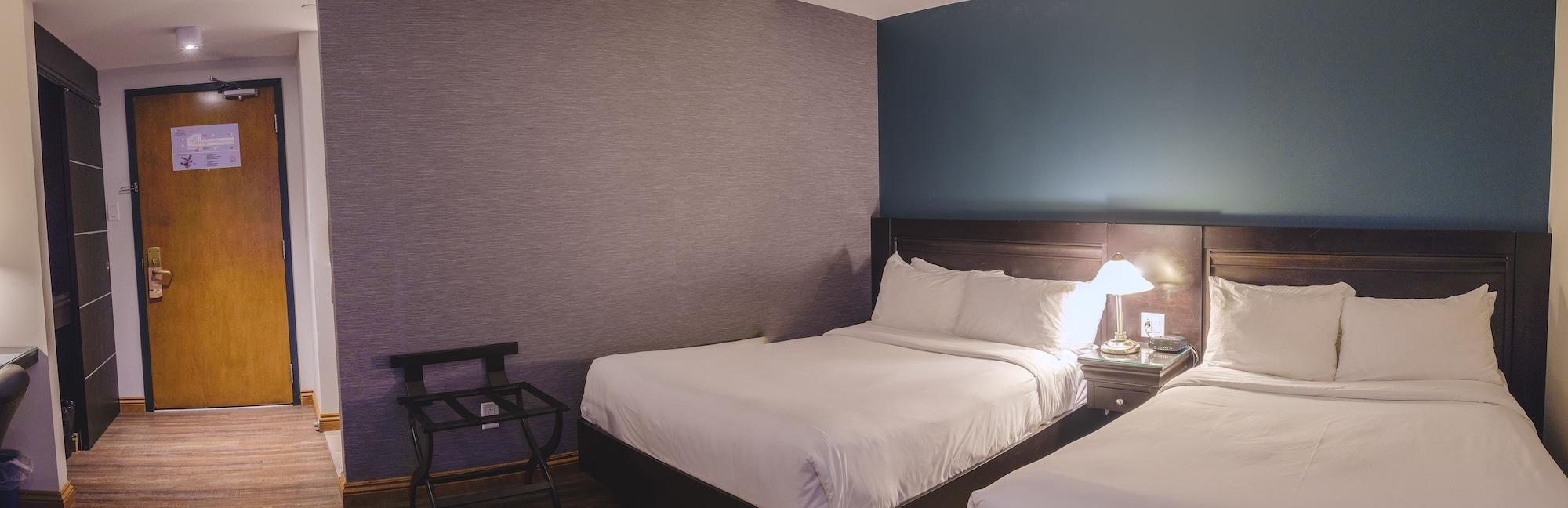 Hotel Le Montagnais Saguenay Bagian luar foto